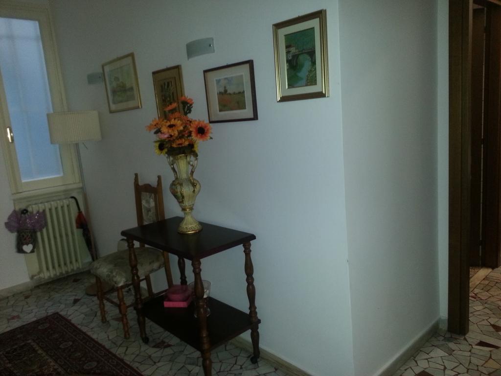 Amico Del Sole Bed & Breakfast Rome Bagian luar foto